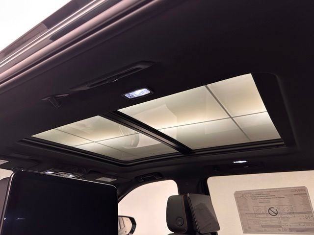 New 2026 GMC Yukon XL AT4 w/ AT4 Premium Plus Package AWD/4WD image 10