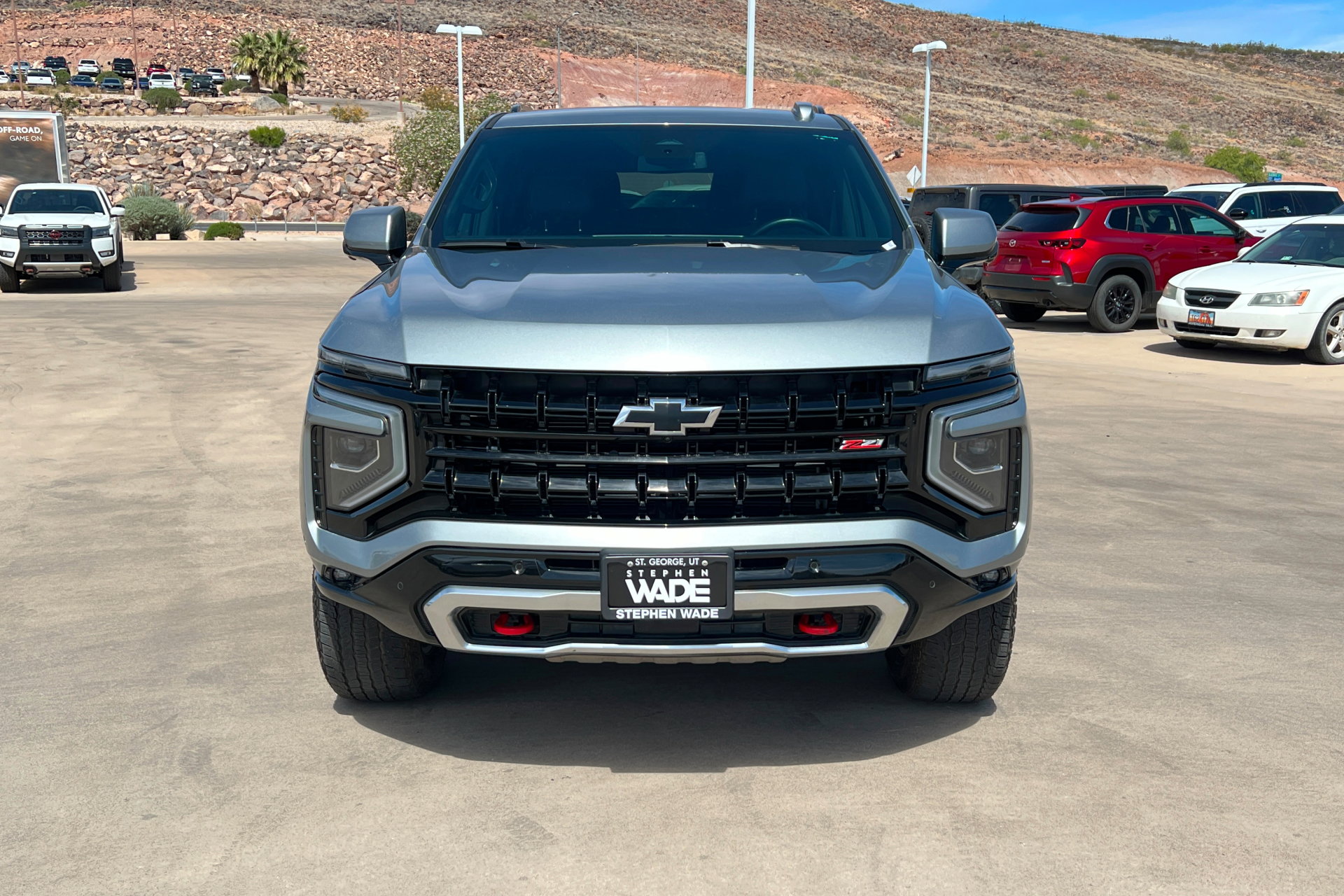 Used 2025 Chevrolet Suburban Z71 AWD/4WD image 9