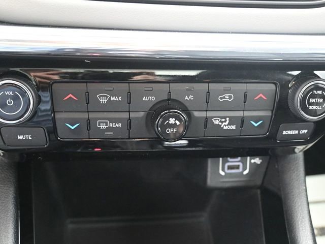 Used 2022 Jeep Compass Limited w/ Sun and Sound Group image 12