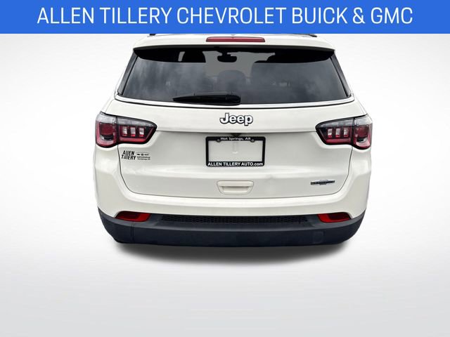 Used 2020 Jeep Compass Latitude image 4