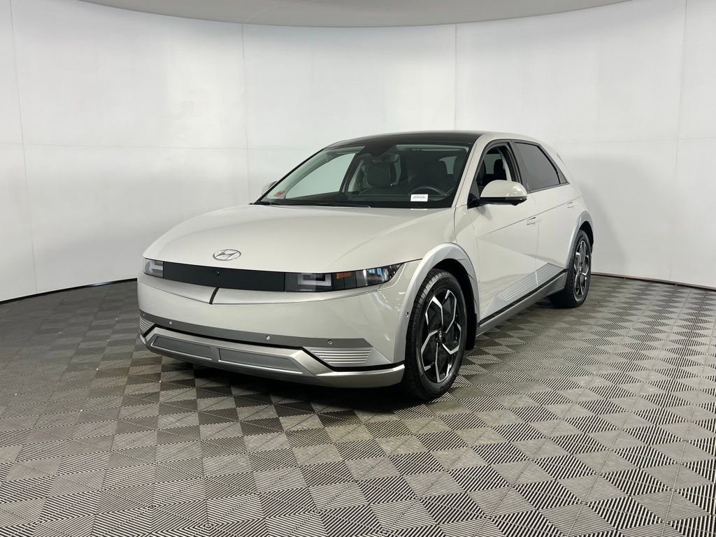 Used 2023 Hyundai Ioniq 5 Limited image 3