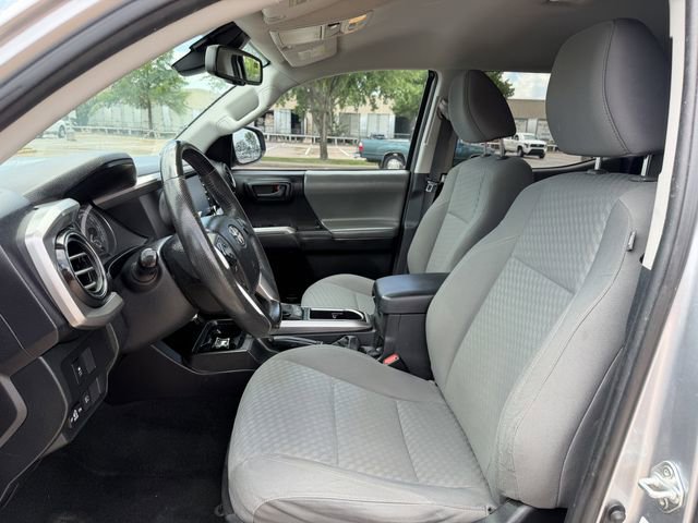 Used 2021 Toyota Tacoma SR5 RWD image 23