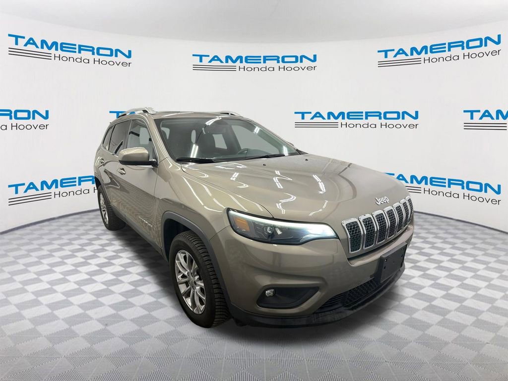 Used 2019 Jeep Cherokee Latitude Plus w/ Comfort/Convenience Group image 7