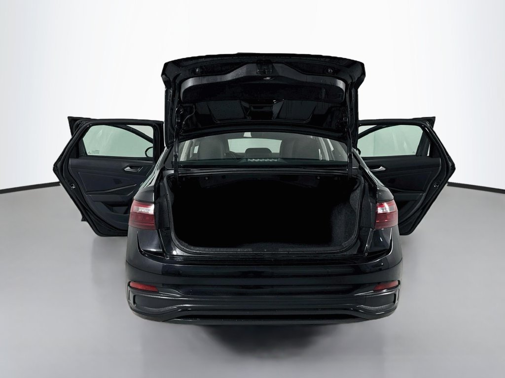 Used 2024 Volkswagen Jetta SE FWD image 23