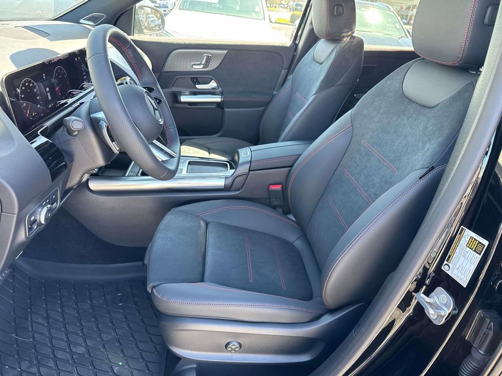 Used 2025 Mercedes-Benz GLA 250 image 9