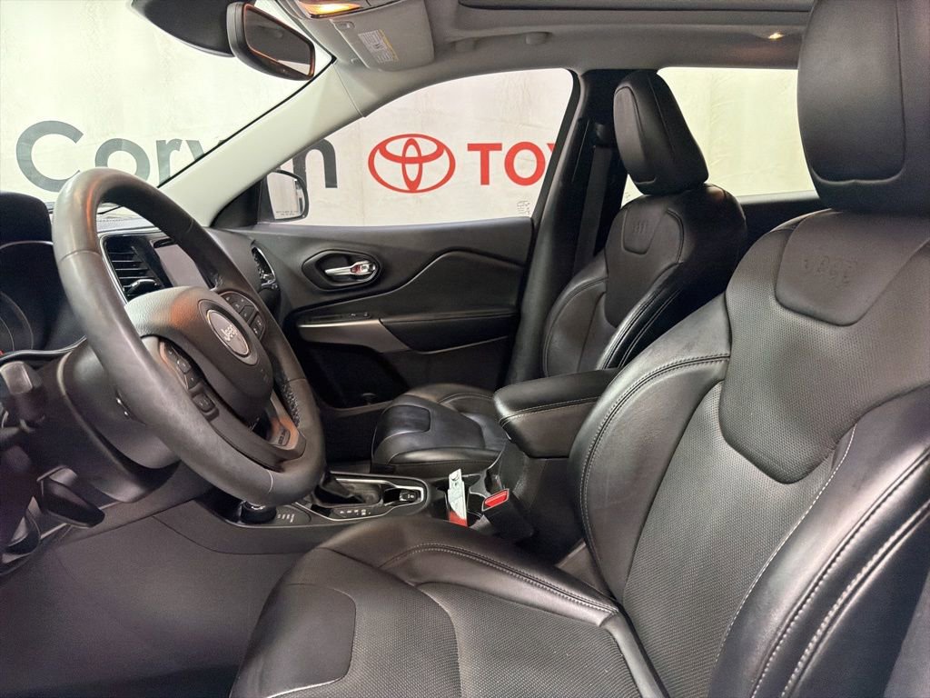 Used 2022 Jeep Cherokee Limited image 21