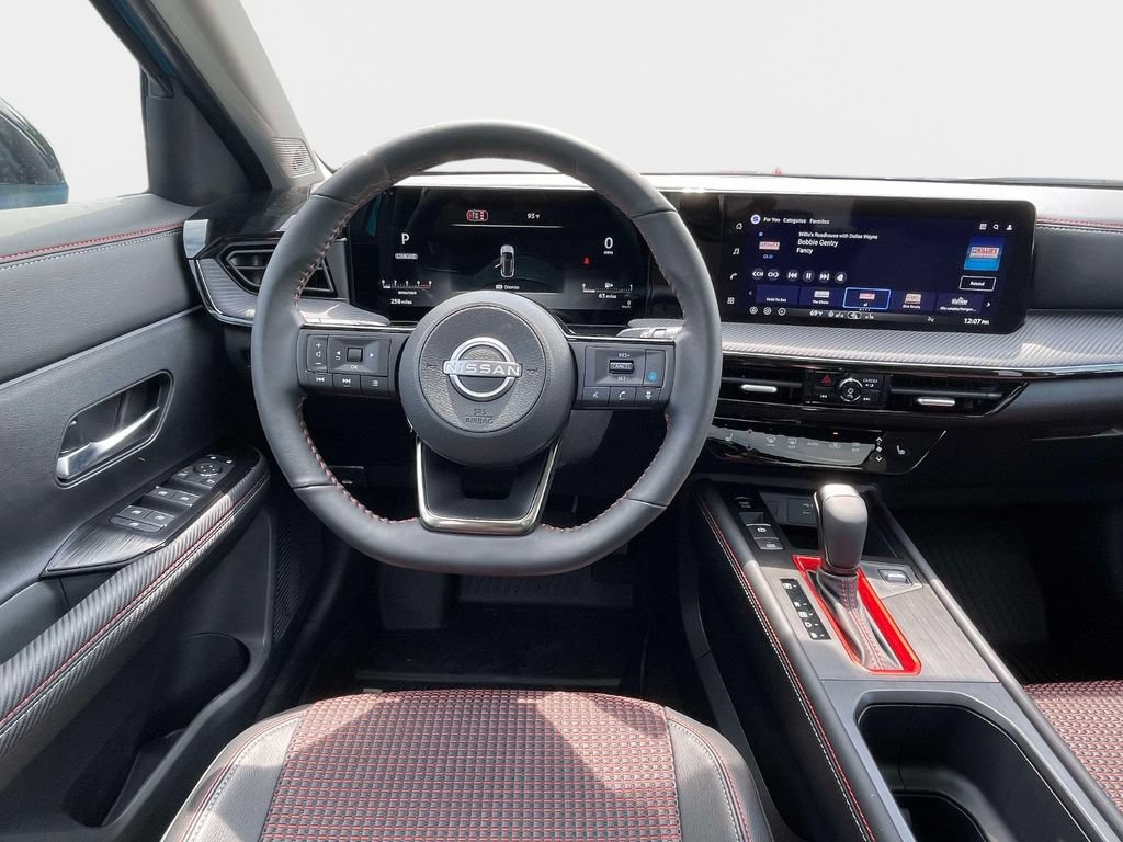 New 2026 Nissan Kicks SR w/ SR Premium Package FWD image 12