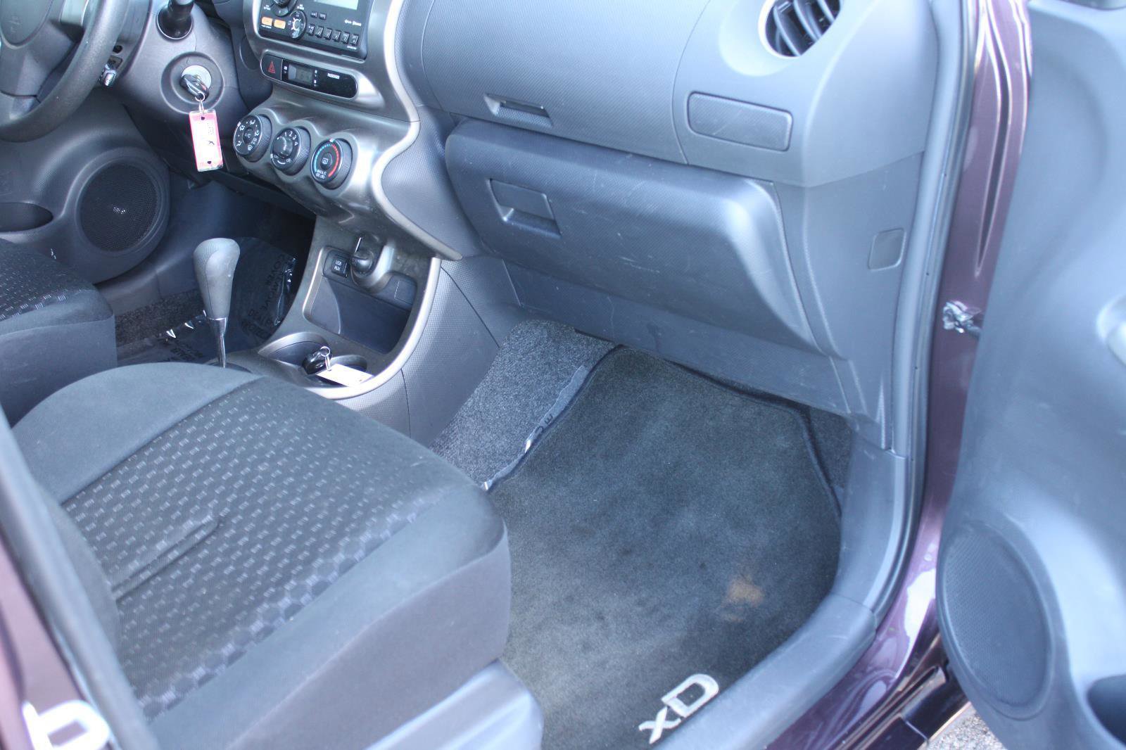 Used 2012 Scion xD image 39