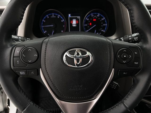 Used 2018 Toyota RAV4 XLE AWD/4WD image 16