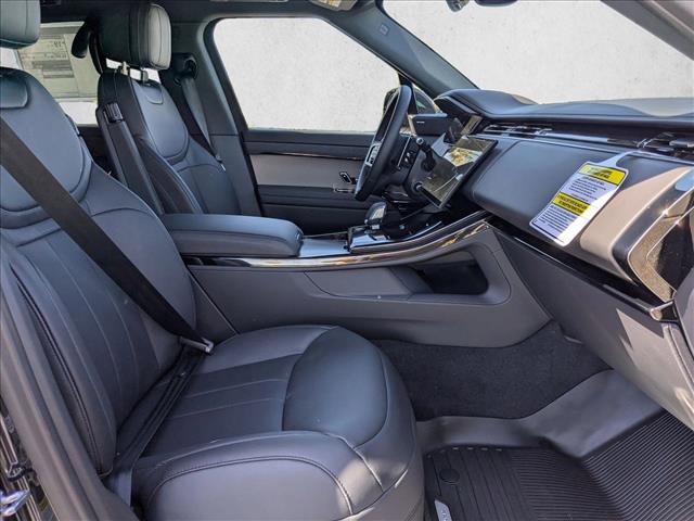 New 2026 Land Rover Range Rover Sport Dynamic SE AWD/4WD image 17