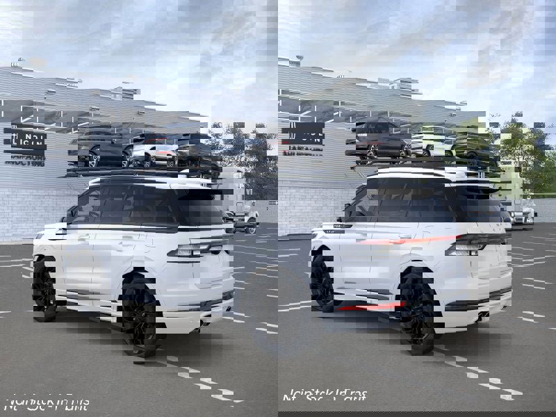 New 2026 Lincoln Aviator Reserve image 4