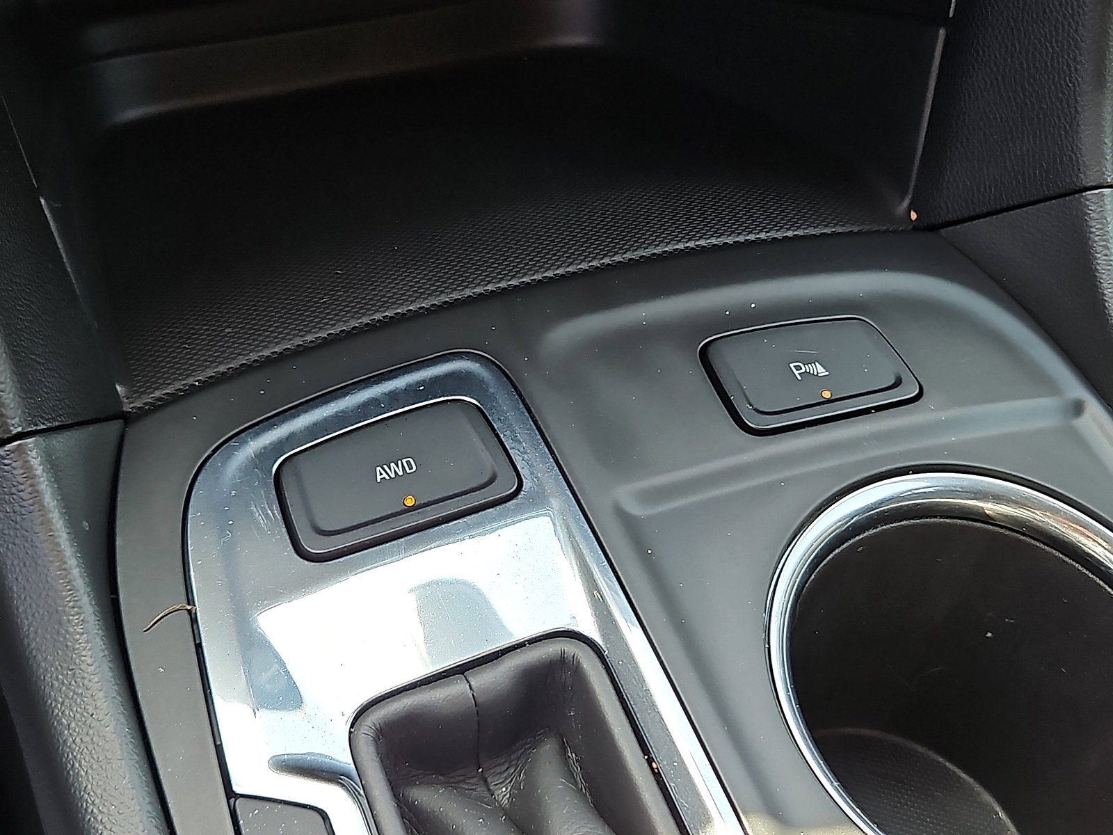 Used 2023 Chevrolet Equinox LT w/ LPO, Floor Liner Package image 24