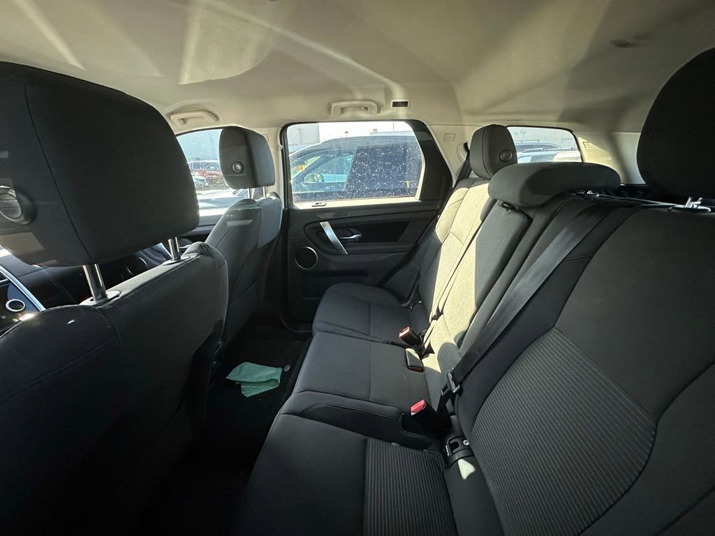 Used 2020 Land Rover Discovery Sport image 10