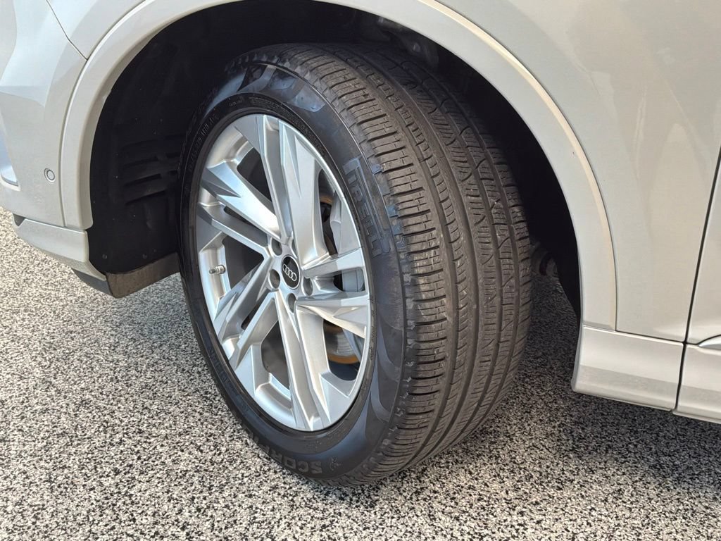 Used 2024 Audi Q7 3.0T Premium Plus AWD/4WD image 3