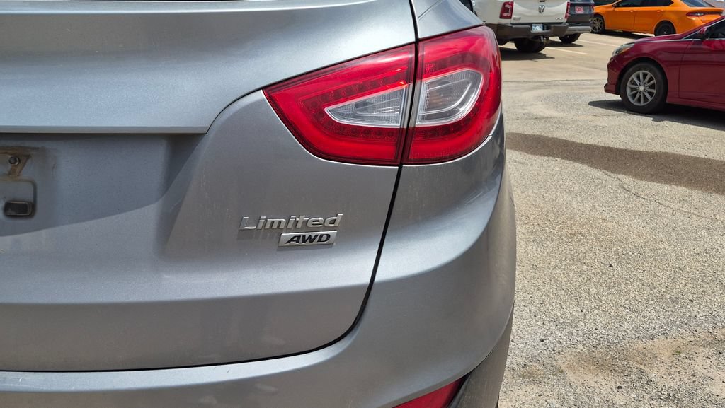 Used 2014 Hyundai Tucson Limited w/ Technology Package 02 AWD/4WD image 9