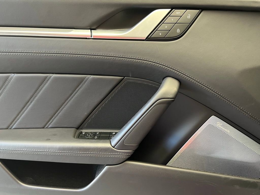 Certified 2024 Porsche 911 Turbo image 19