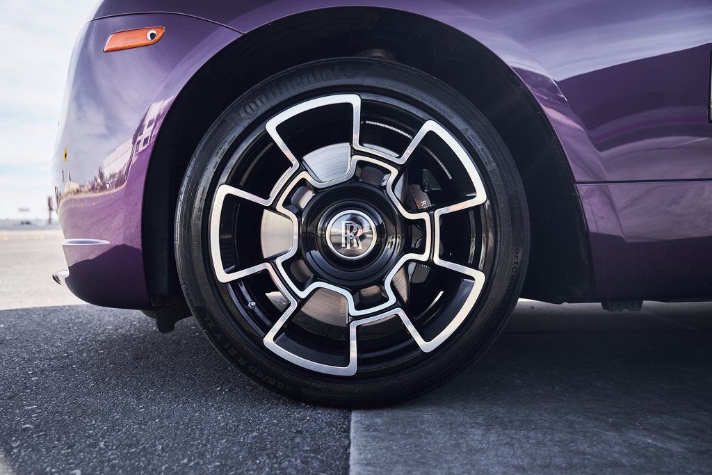 Used 2020 Rolls-Royce Wraith RWD image 3