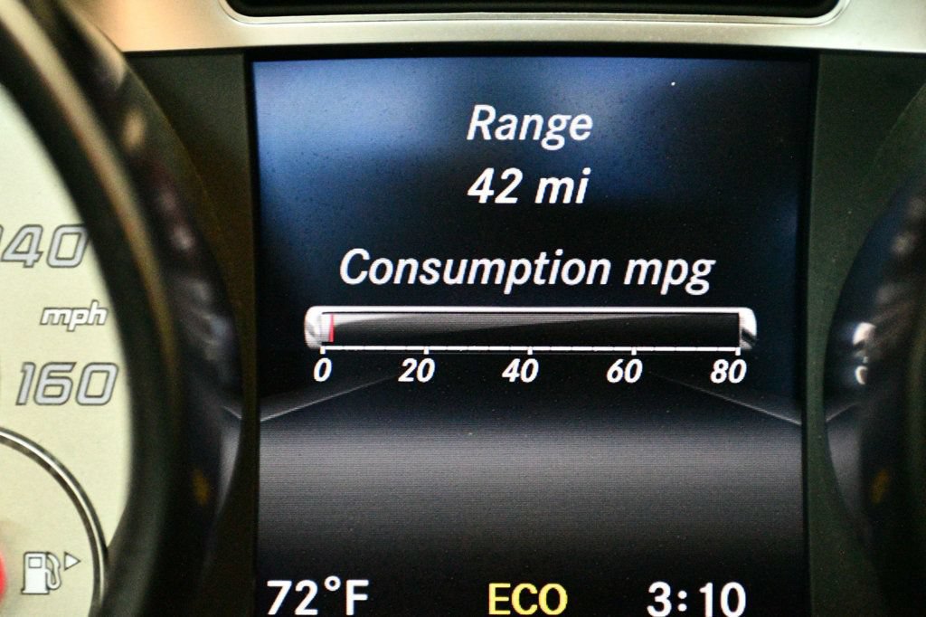 Used 2014 Mercedes-Benz SL 550 image 45
