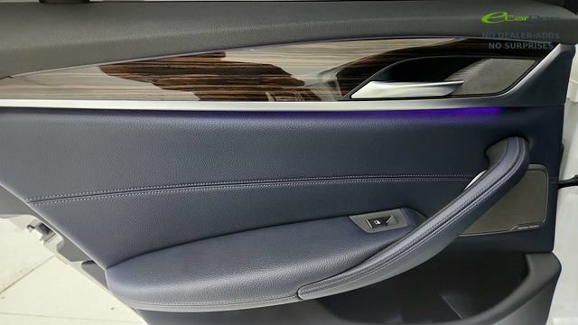 Used 2018 BMW 530e w/ M Sport Package 2 RWD image 46
