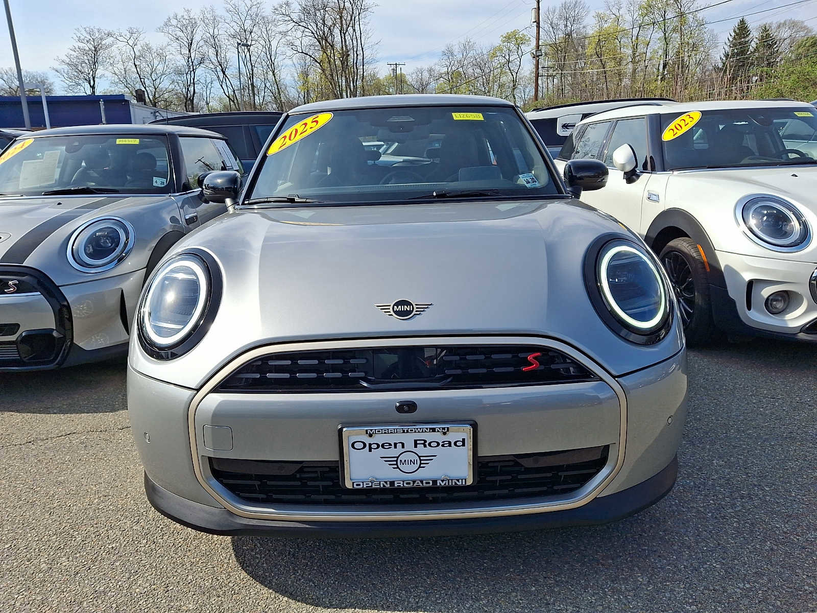 Used 2025 MINI Cooper S FWD image 2