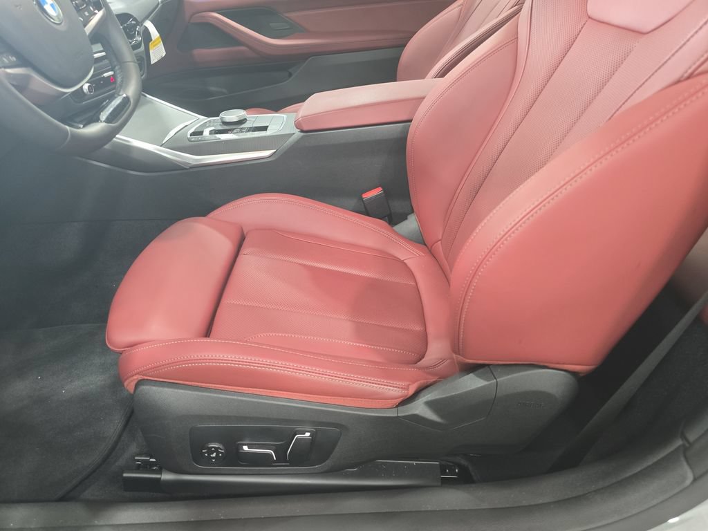 Used 2026 BMW 430i Coupe w/ Parking Assistance Package RWD image 18