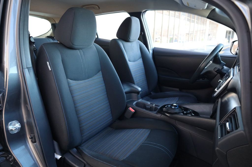 Used 2018 Nissan Leaf SV w/ SV Technology Package image 22