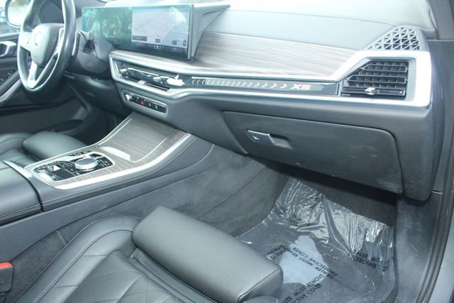 Certified 2024 BMW X5 xDrive40i w/ Parking Assistance Package image 28