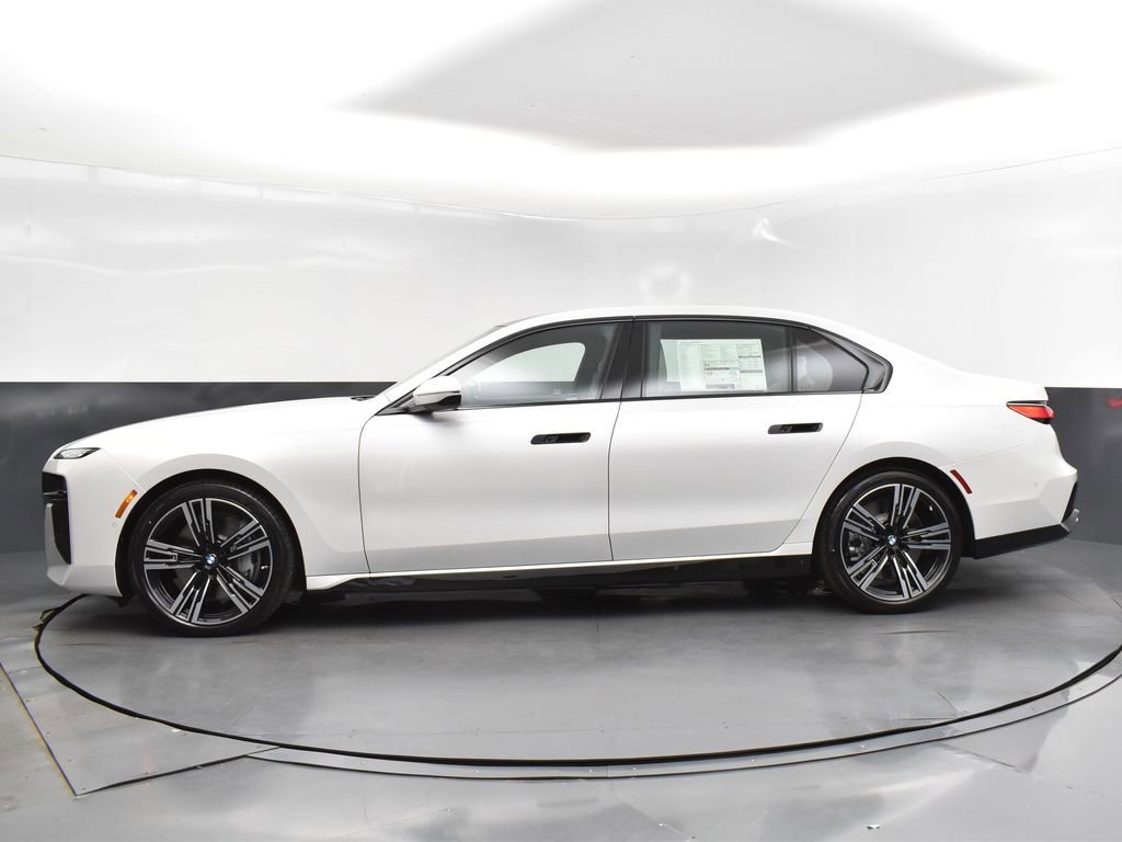 Certified 2024 BMW 760i xDrive w/ Executive Package image 4