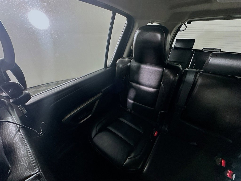Used 2015 Nissan Armada SL image 12