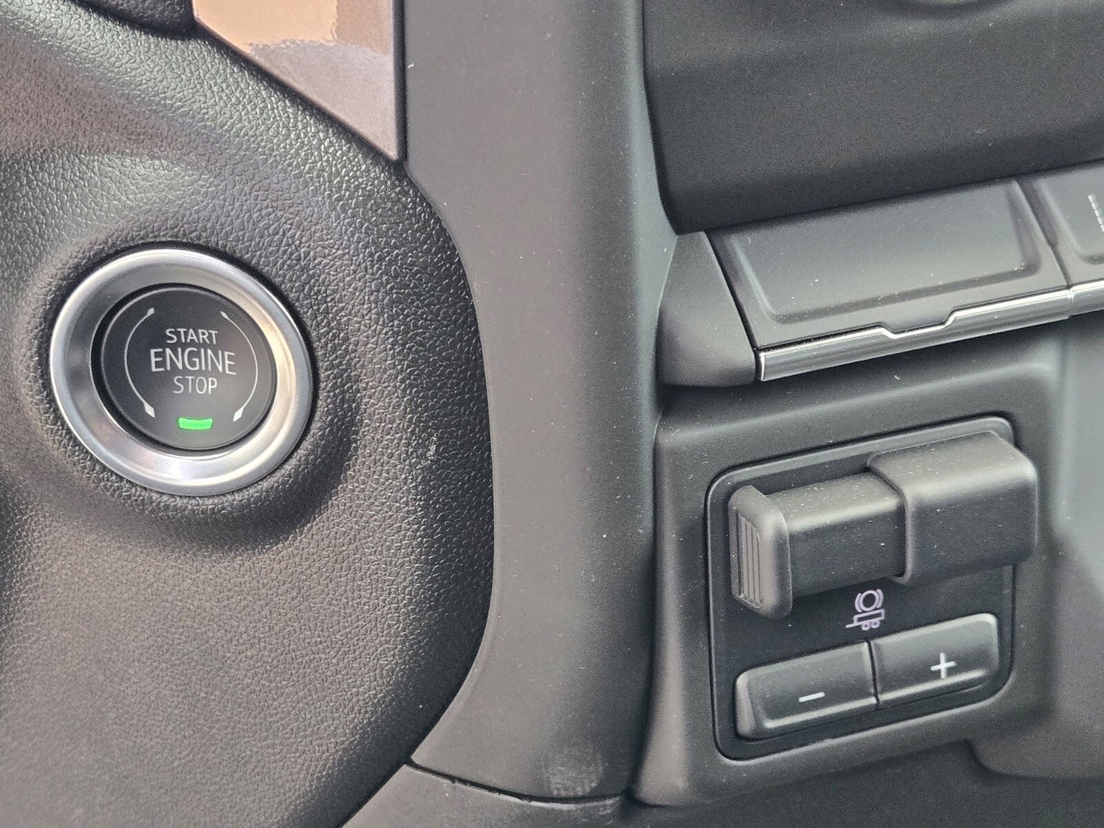 New 2025 GMC Sierra 2500 Pro w/ Convenience Package image 31