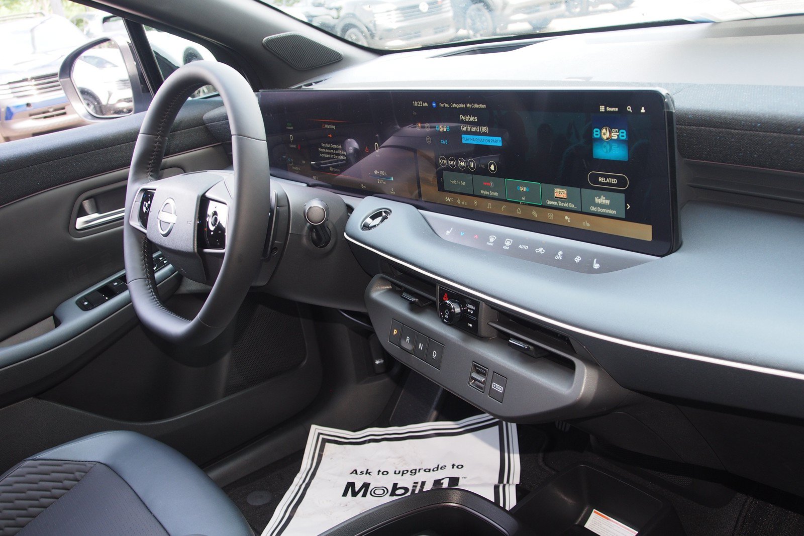 New 2026 Nissan Leaf Platinum+ FWD image 10