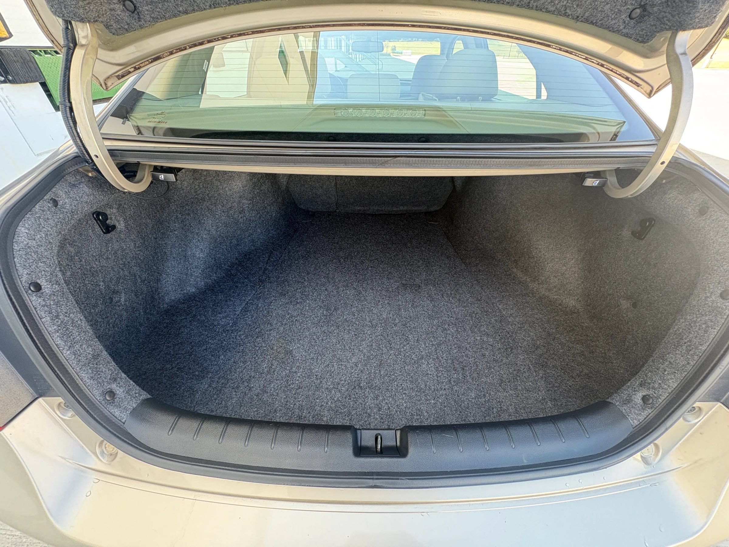 Used 2017 Honda Accord EX-L image 21