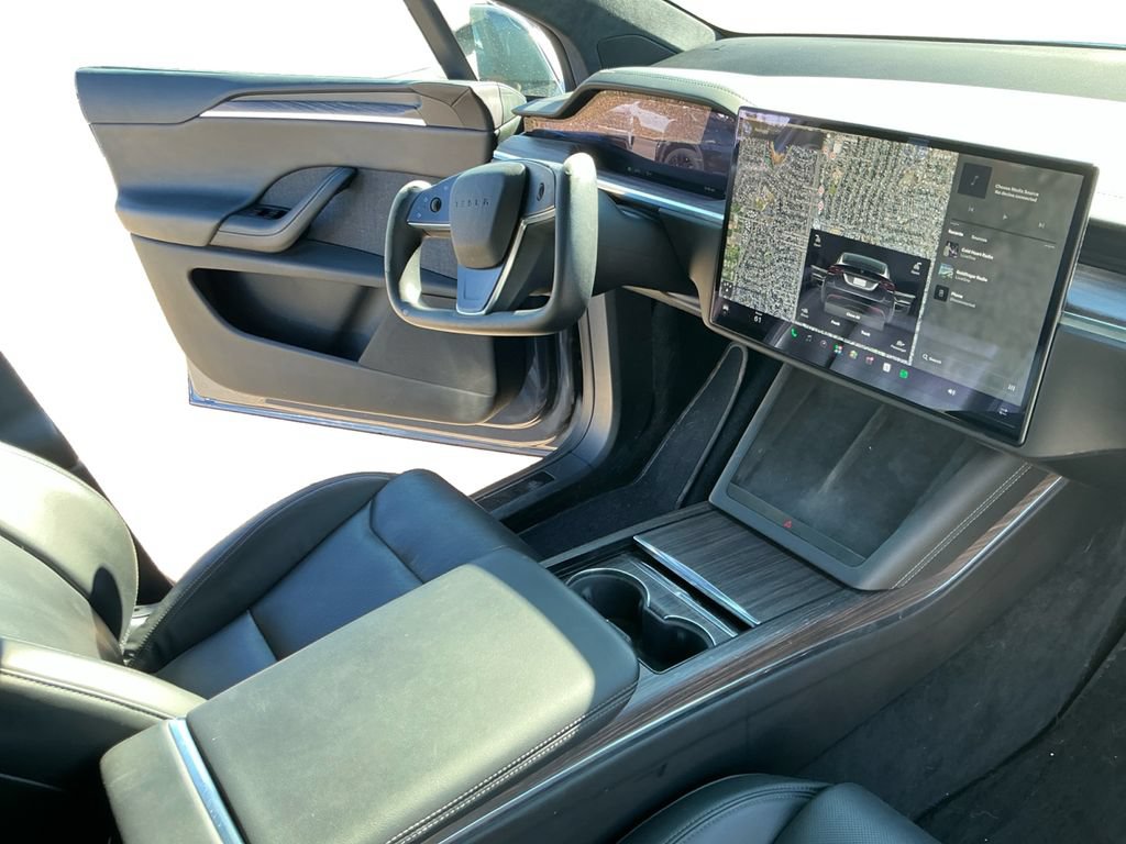 Used 2022 Tesla Model X AWD/4WD image 16