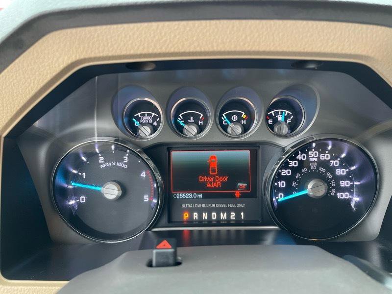 Used 2011 Ford F250 Lariat w/ Chrome Pkg AWD/4WD image 33