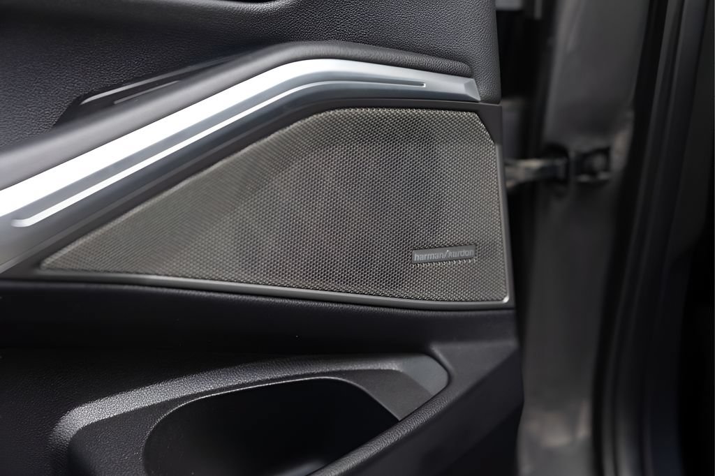 Used 2020 BMW M340i RWD image 55