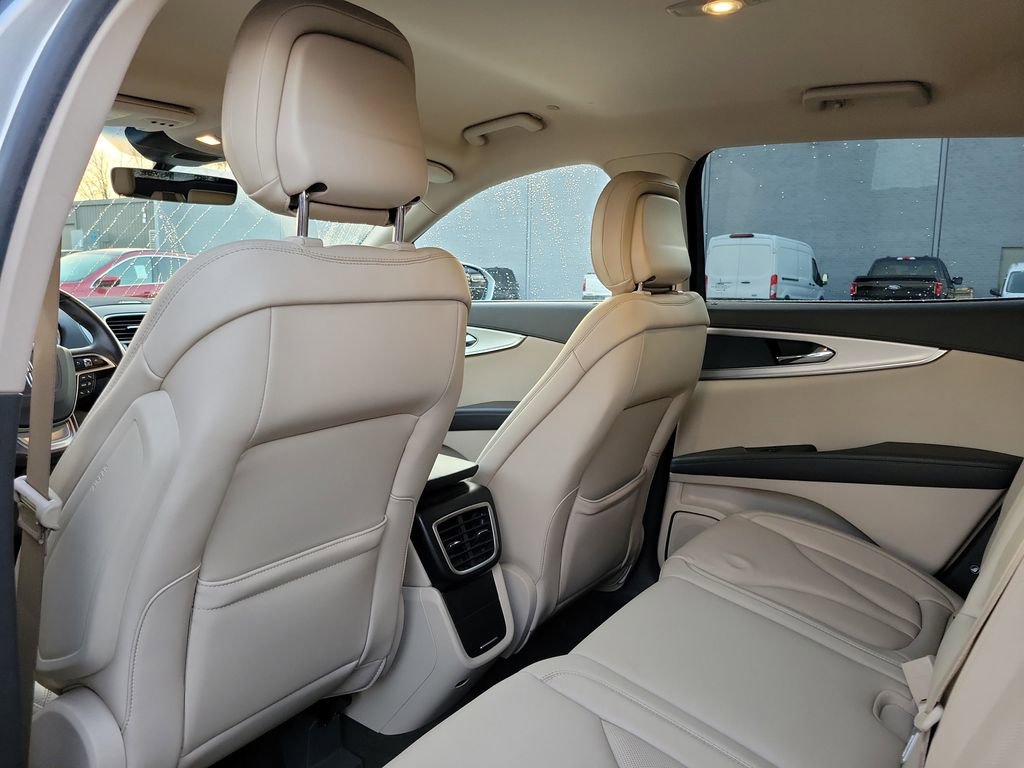 Certified 2020 Lincoln Nautilus Premier w/ Equipment Group 101A image 15