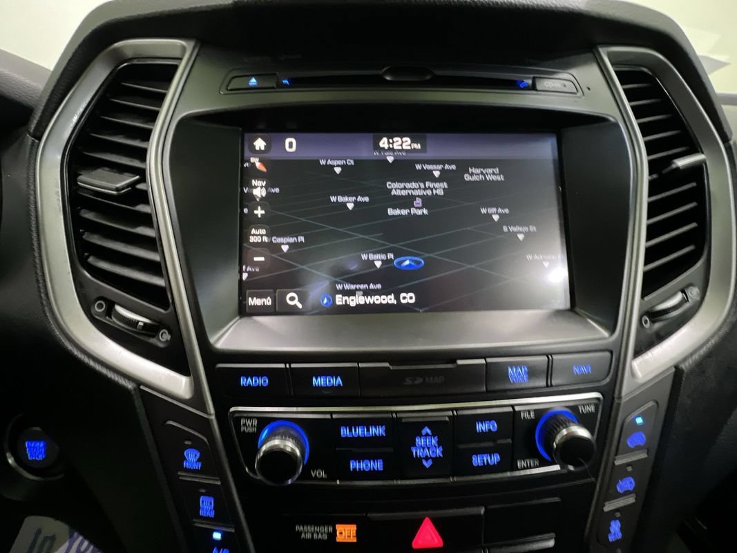 Used 2017 Hyundai Santa Fe FWD image 23