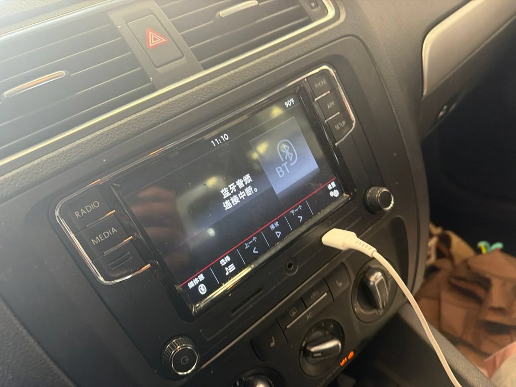 Used 2011 Volkswagen Jetta SEL FWD image 5