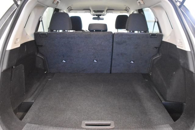 Used 2023 Nissan Rogue SV AWD/4WD image 16