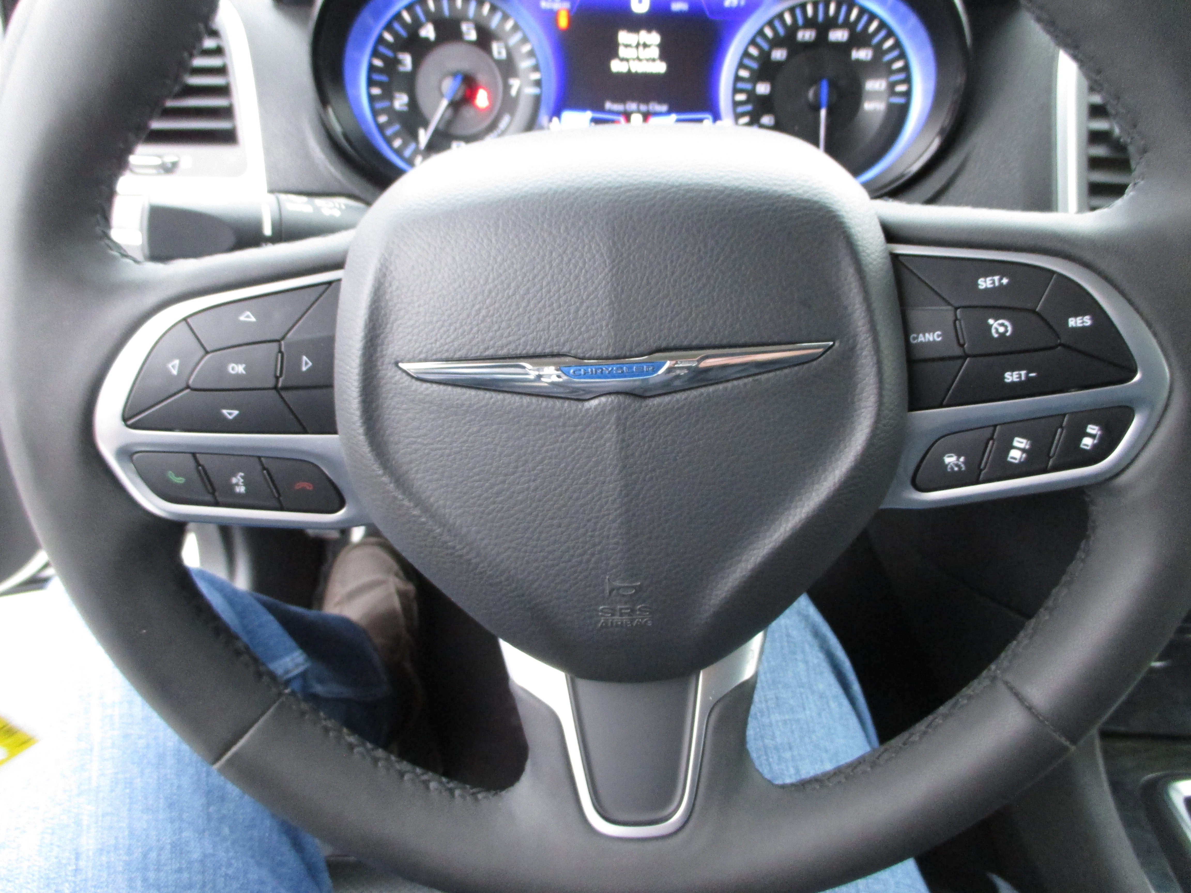 Used 2023 Chrysler 300 Touring L w/ Popular Equipment Group image 19