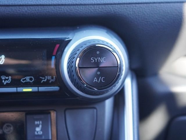 Certified 2023 Toyota RAV4 SE image 36