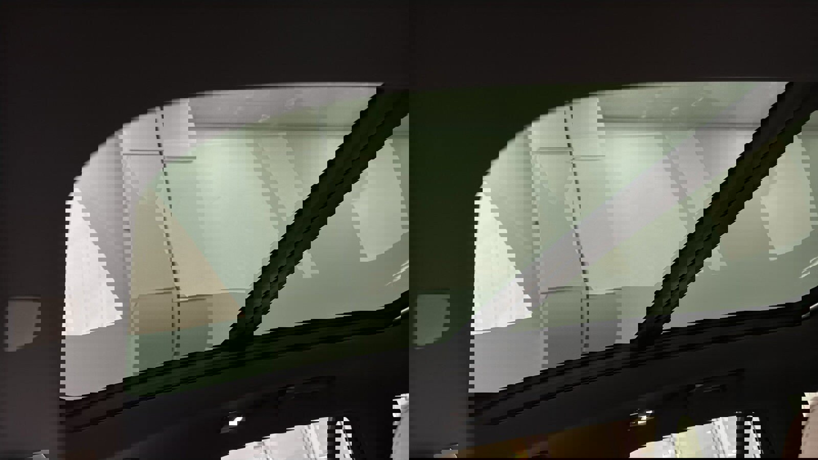 New 2026 Volvo XC90 T8 Plus w/ Protection Package Premier image 25