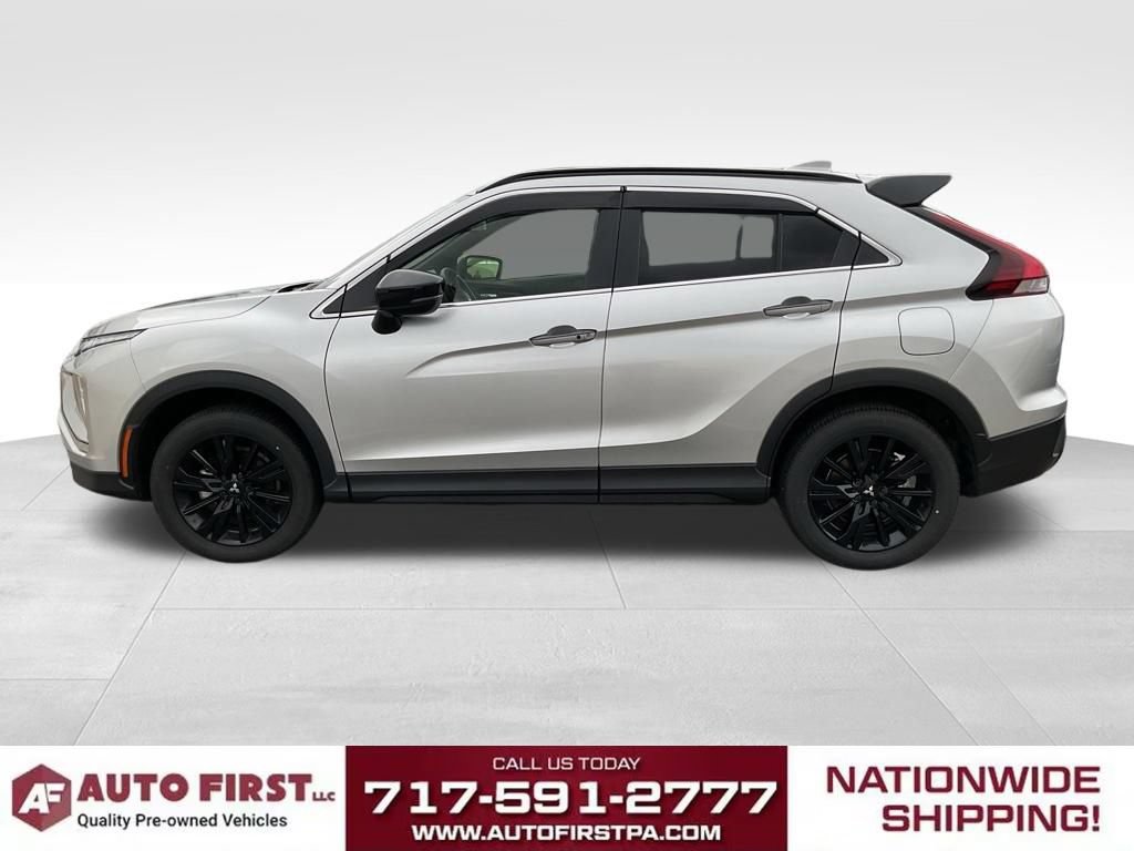 Used 2025 Mitsubishi Eclipse Cross AWD image 3