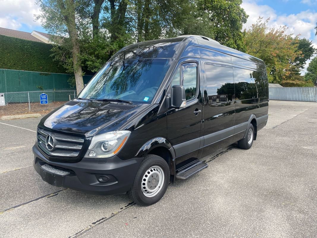 Used 2017 Mercedes-Benz Sprinter 3500 image 1