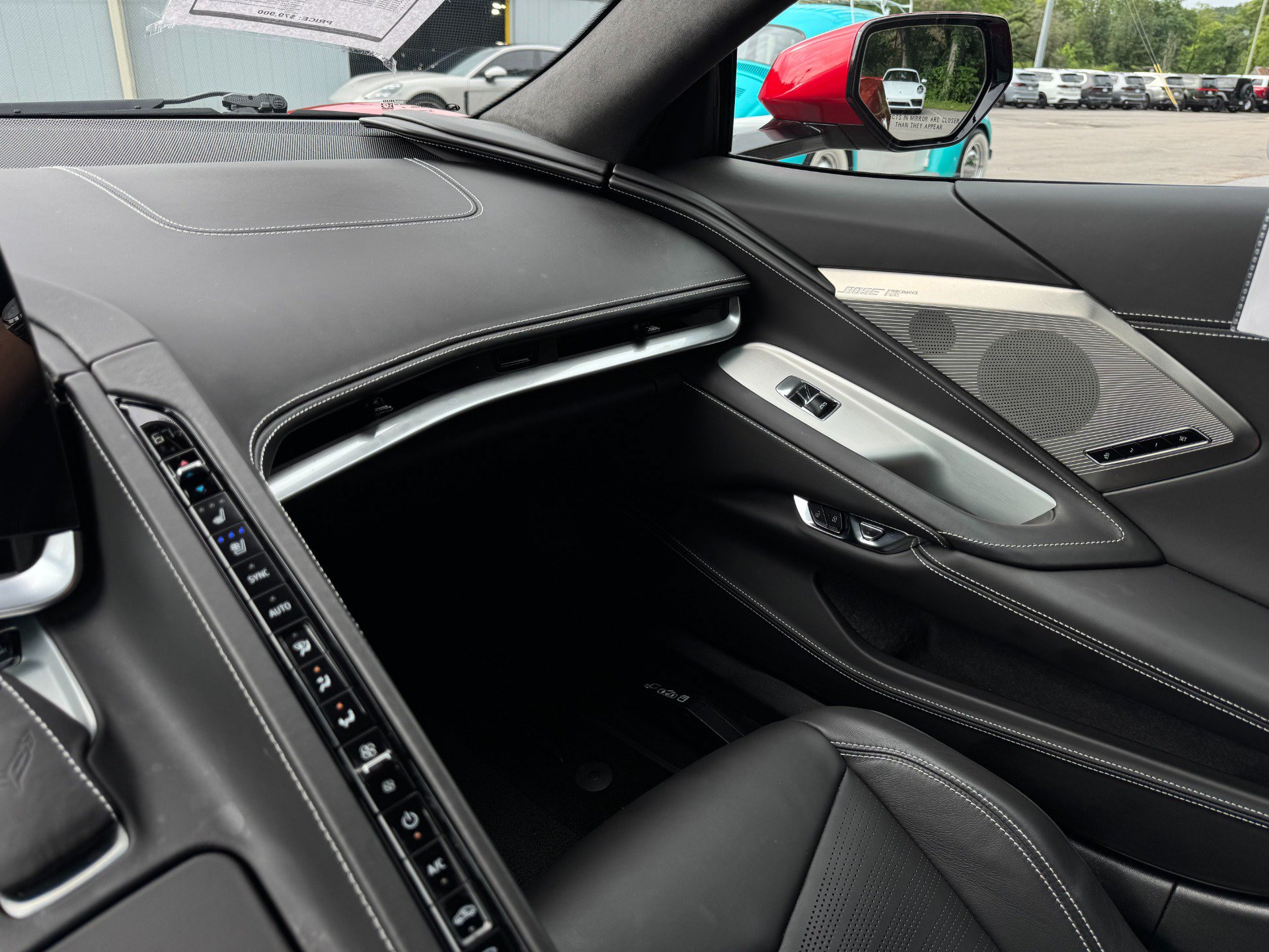 Used 2025 Chevrolet Corvette Stingray Premium Cpe w/ Z51 Performance Package RWD image 49