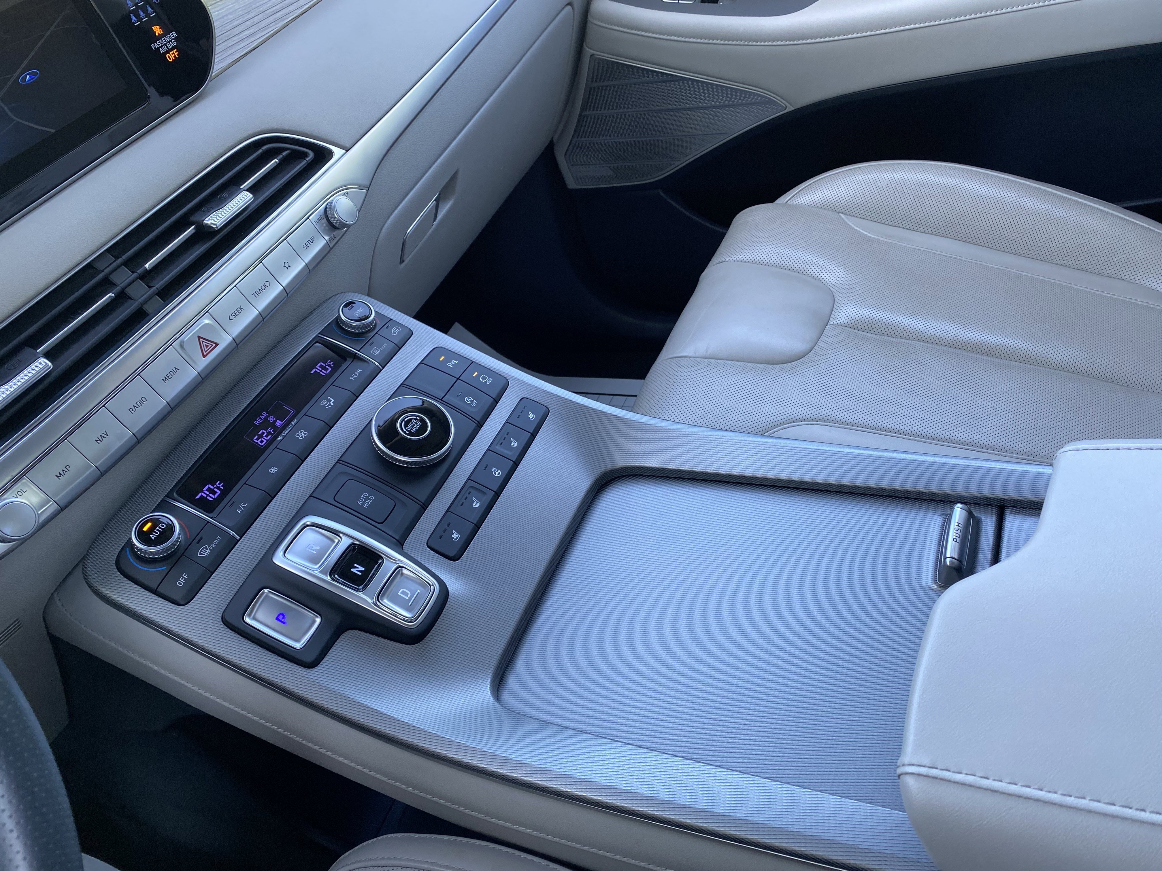 Used 2022 Hyundai Palisade Calligraphy FWD image 32