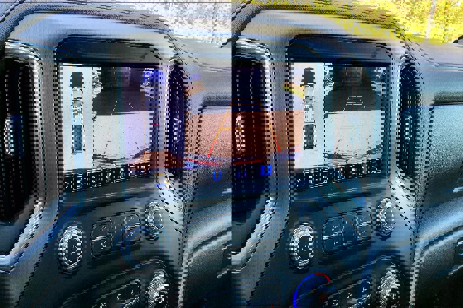 Used 2023 GMC Sierra 3500 Denali w/ Denali Ultimate Package image 19