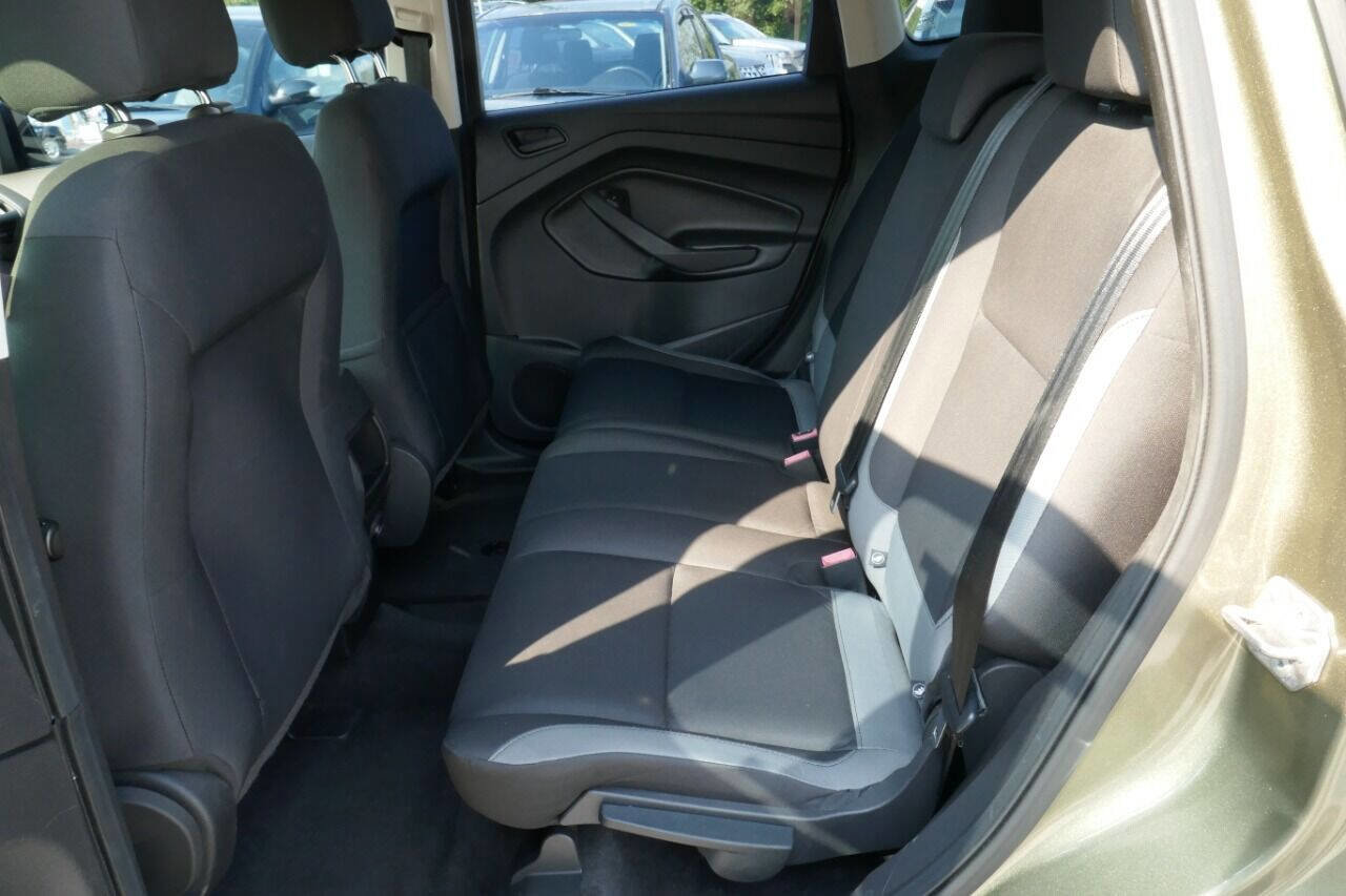 Used 2014 Ford Escape S image 16