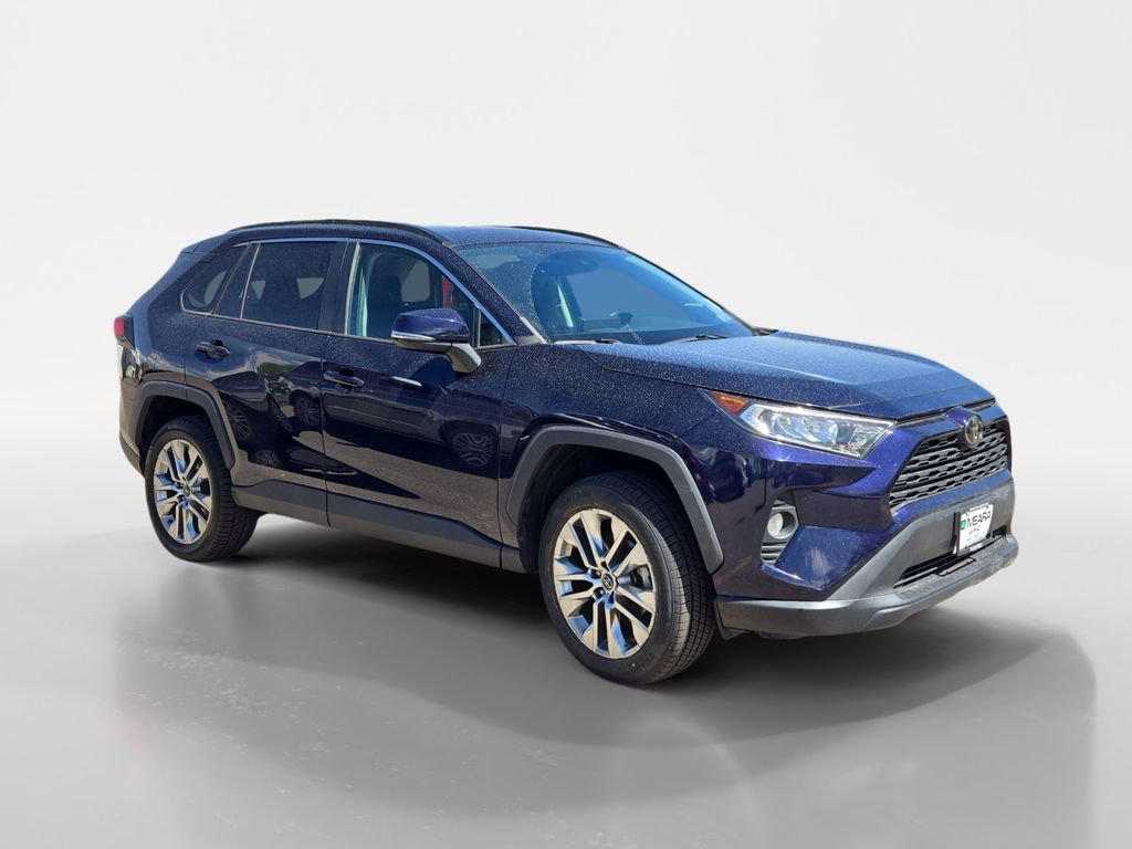 Used 2020 Toyota RAV4 XLE Premium AWD/4WD image 9