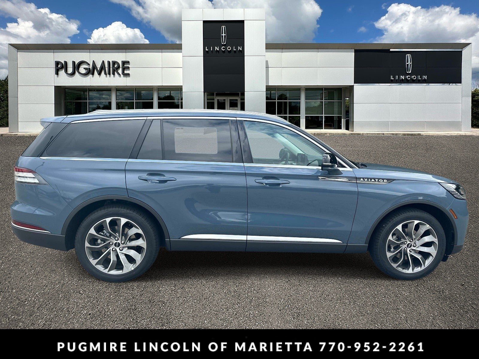 New 2026 Lincoln Aviator Reserve w/ Luxury Package RWD image 8